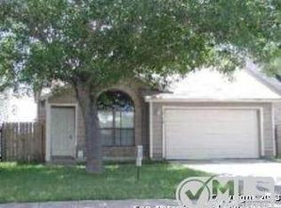 3170 Beacon Fld, San Antonio, TX 78245