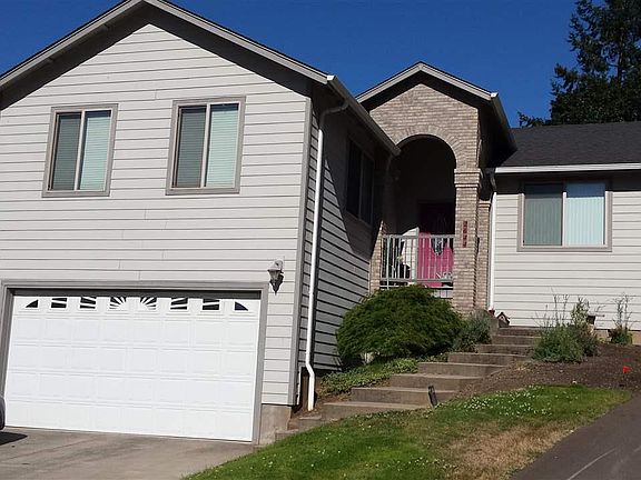 5th image of 2644 Hoodoo Dr NW