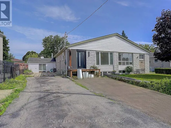 326 McConvey Dr, Richmond Hill, ON L4C 3K3