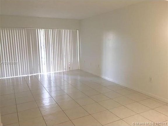4th image of 9353 Fontainebleau Blvd #0