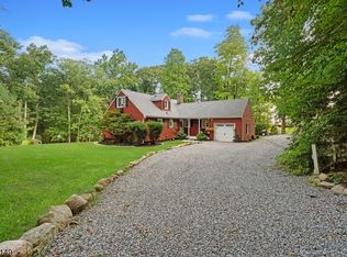 94 Marion Ave, Kinnelon, NJ 07405