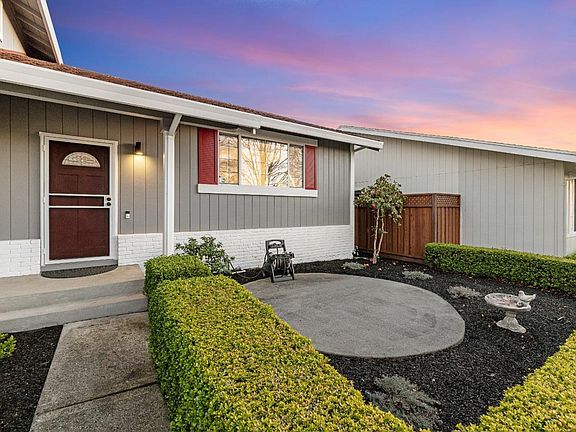 4th image of 1543 Griffin Way