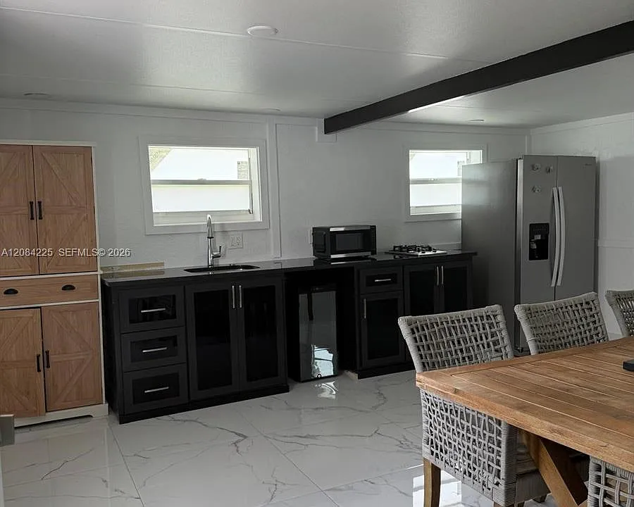 1148 Grandview Cir