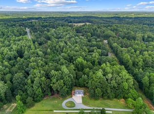 5183 Blakeshire Rd, Greensboro, NC 27406