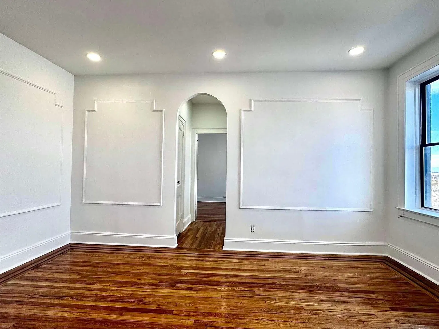1 bed, 1.0 bath, $1,850 — Photo 2