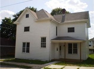 512 Vine St, Connellsville, PA