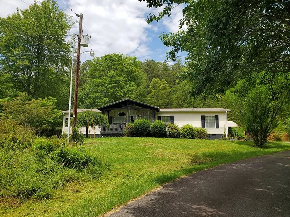 611 Mountain View Ln, Mc Caysville, GA 30555