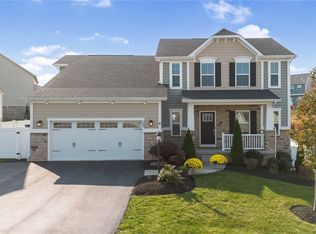 102 Pinevalley Dr, Pittsburgh, PA 15229
