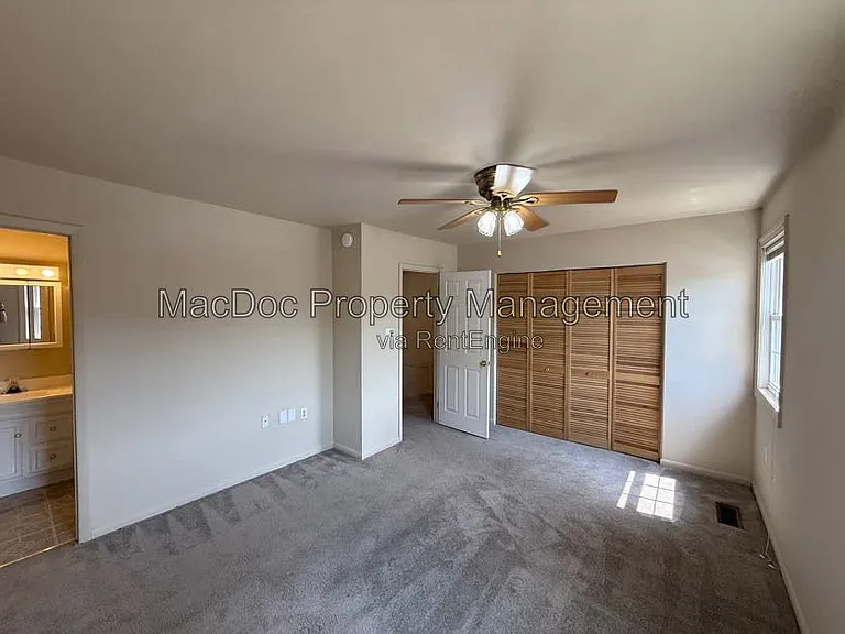 14611 Earlham Ct — Photo 28