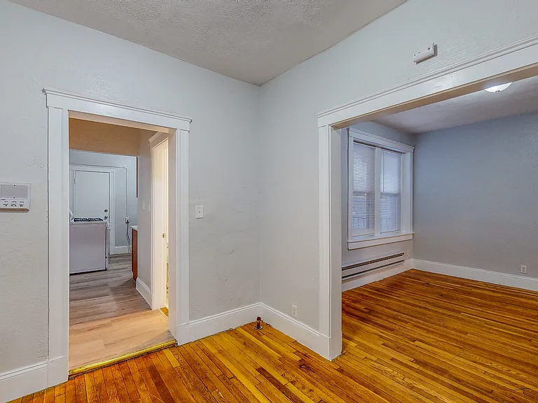 12 American Legion Hwy #10 — Photo 25