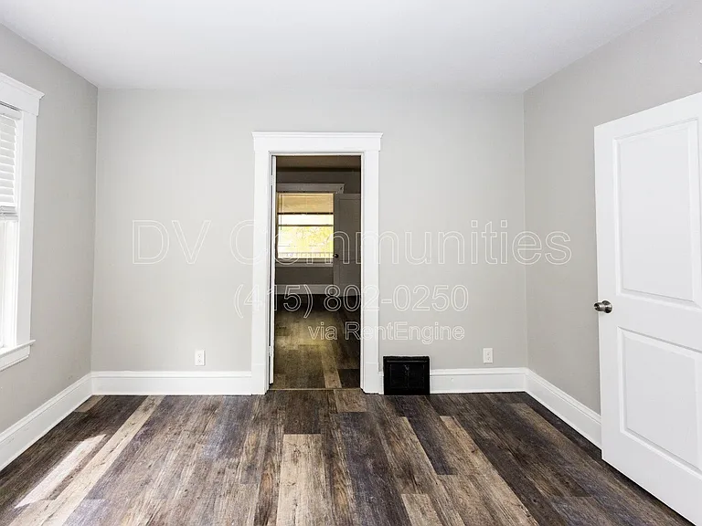 2081 Halstead Ave #UP — Photo 6