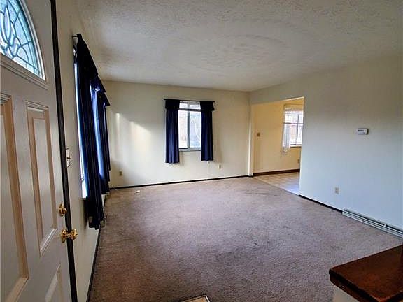 3rd image of 212 E Lake Ave