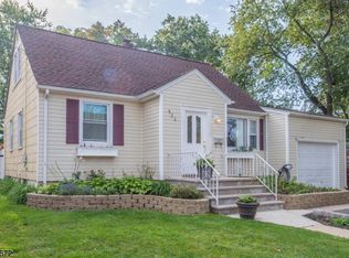 523 Academy Ter, Linden, NJ 07036