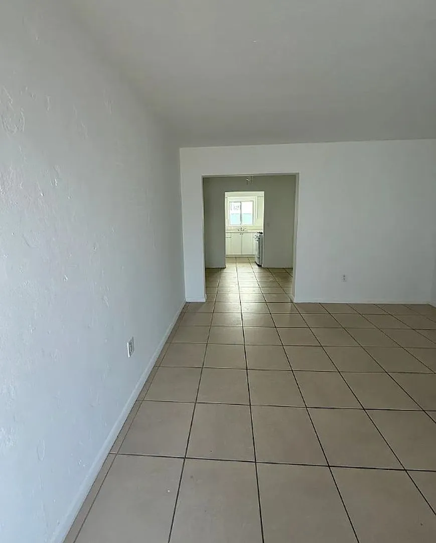 1101 Euclid Ave — Photo 3