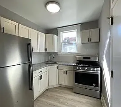 3099 Kentucky Ave — Photo 1