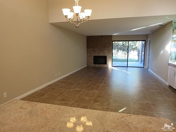 4th image of 72540 Rolling Knoll Dr