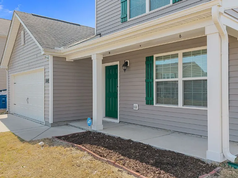 4500 Sandstone Dr — Photo 4