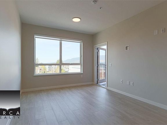 5th image of 110 E 17th St #407