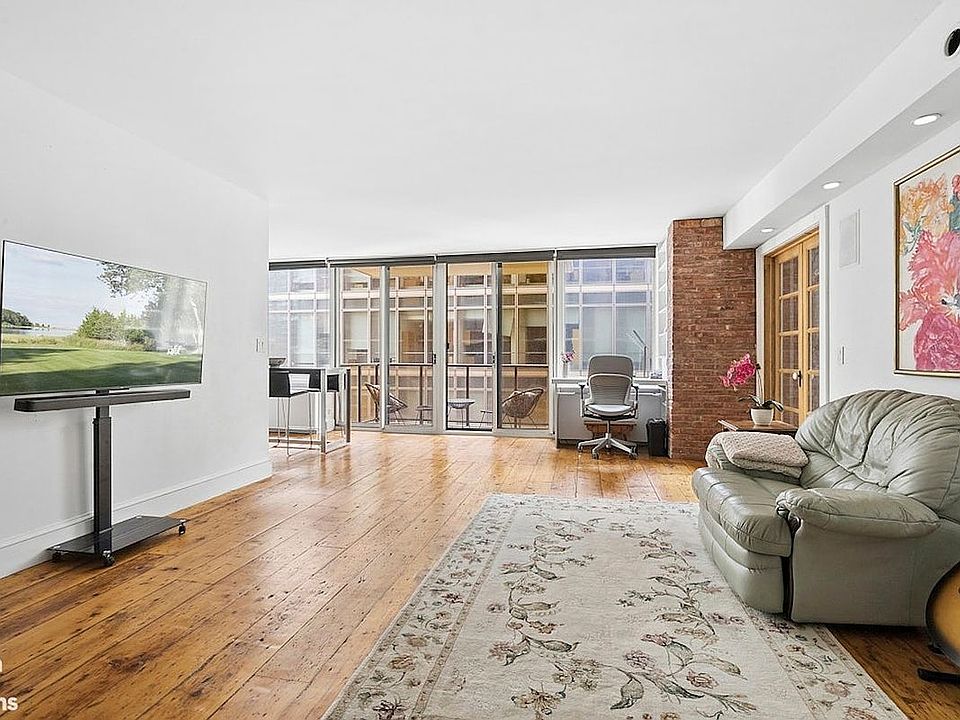 1st image of 161 W 61st St APT 11E