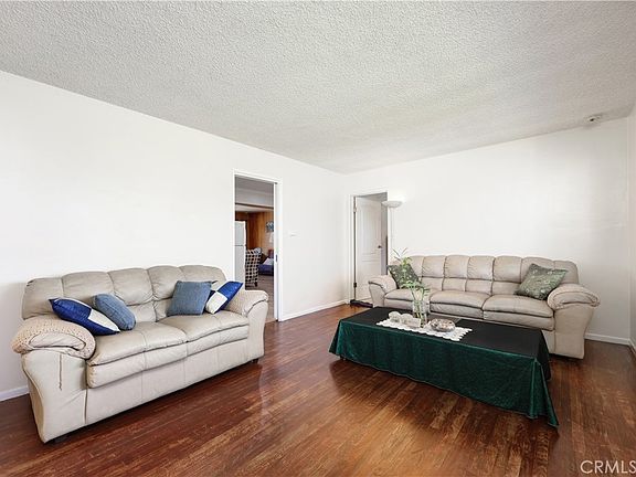 4th image of 9802 Rives Ave