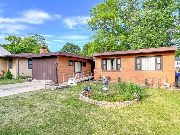 1448 Lafayette St, La Salle, IL 61301