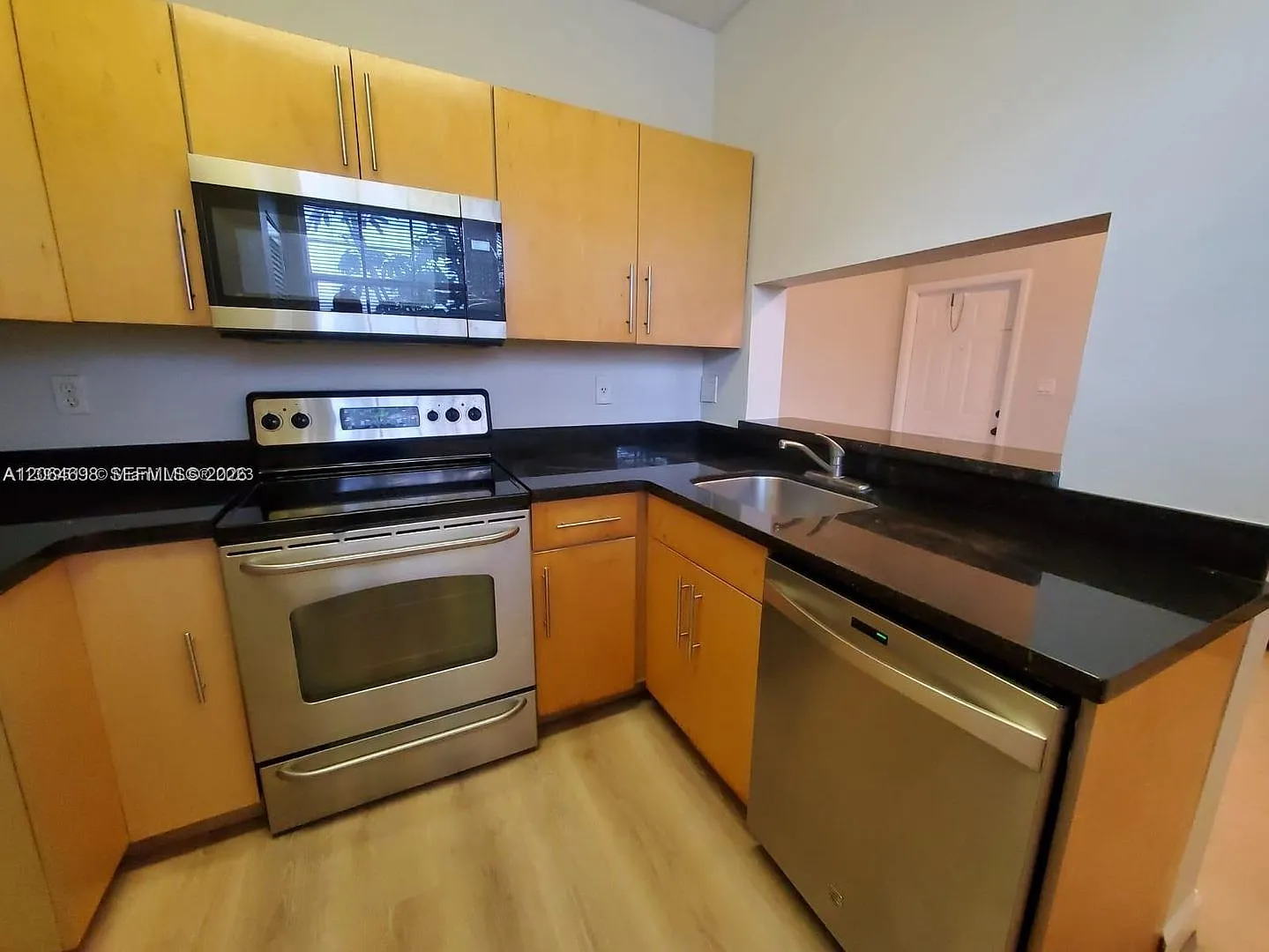 1851 Northwest 96th Terrace — Photo 3