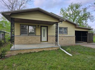 2725 W College St, Springfield, MO 65802