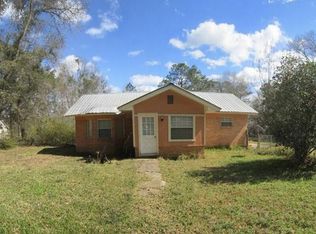 23124 Oak St, Picayune, MS 39466
