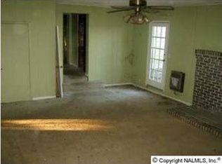 1068 Crawford Rd, Boaz, AL 35957