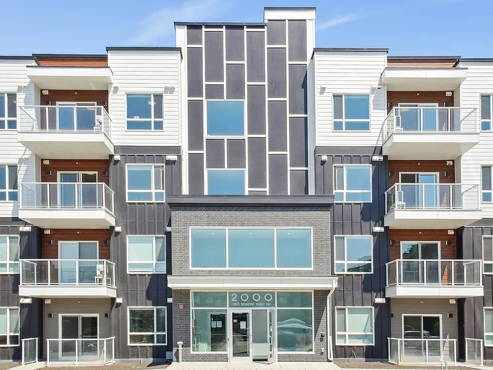 550 Belmont St SW #2307