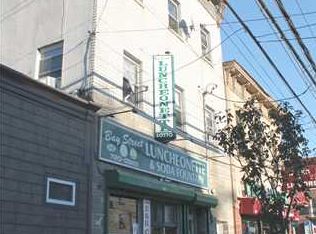 1189 Bay St, Staten Island, NY 10305
