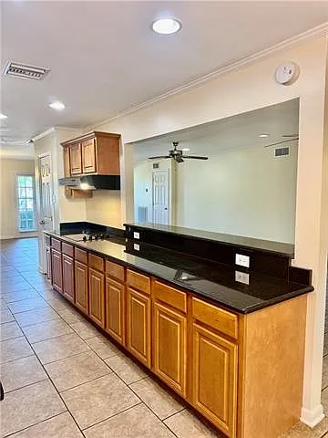 6700 Pontchartrain Blvd — Photo 6
