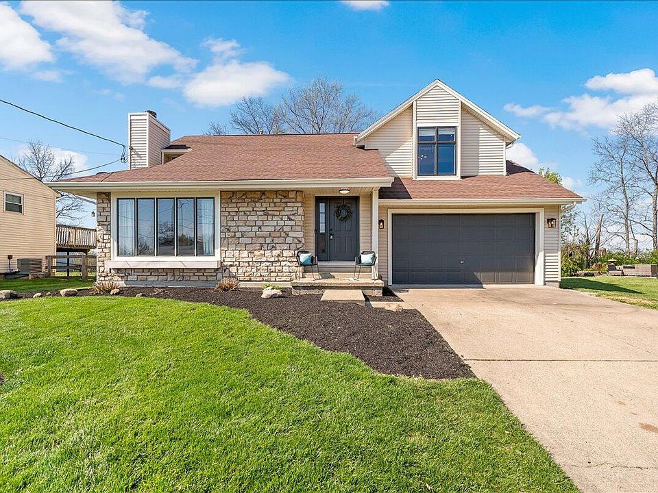 1st image of 46 Meadow Wood Dr