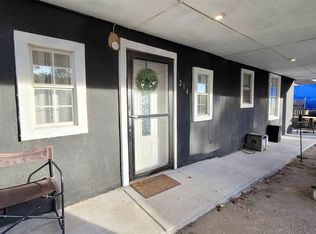 214 N Lake St, Carlsbad, NM 88220
