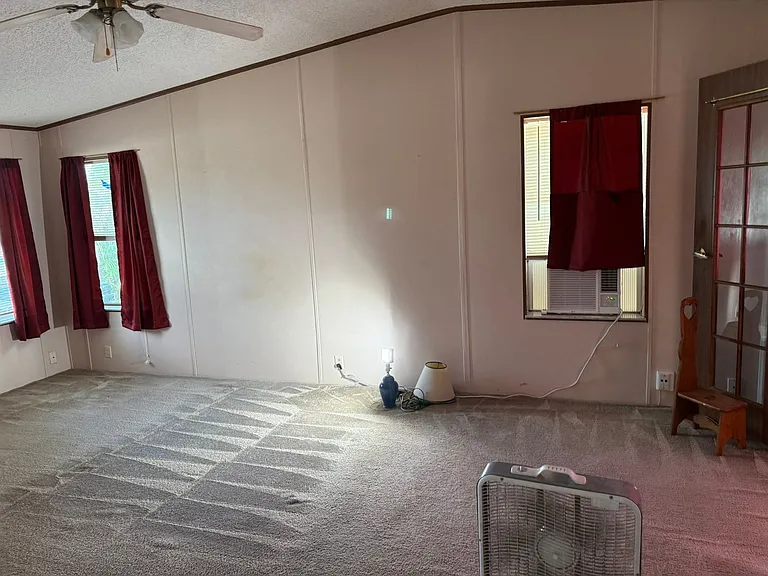 829 High St — Photo 11