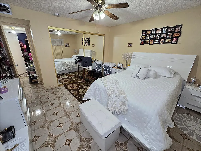 1555 W 44th Pl #235 — Photo 33