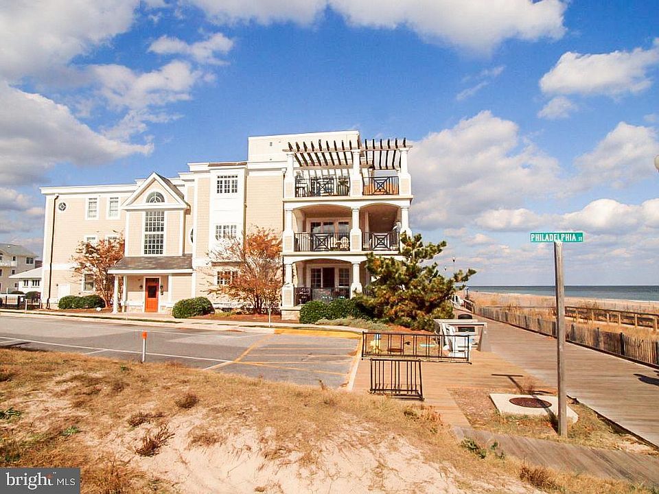 1st image of 319 S Boardwalk #2