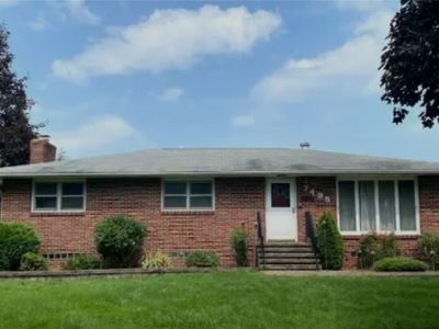 7495 E Taft Rd, East Syracuse, NY, 13057