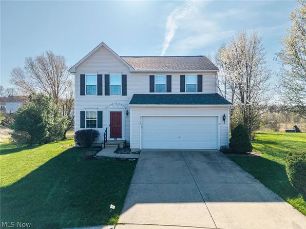 211 Burkdale Ct, Wadsworth, OH 44281