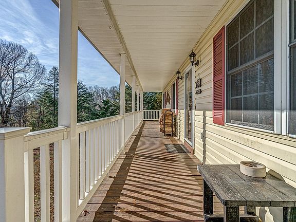 5th image of 1283 Virginia Woods Dr
