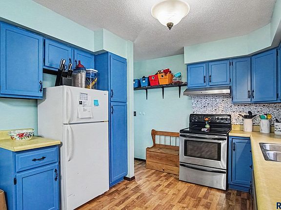 4th image of 1501 E 17th St
