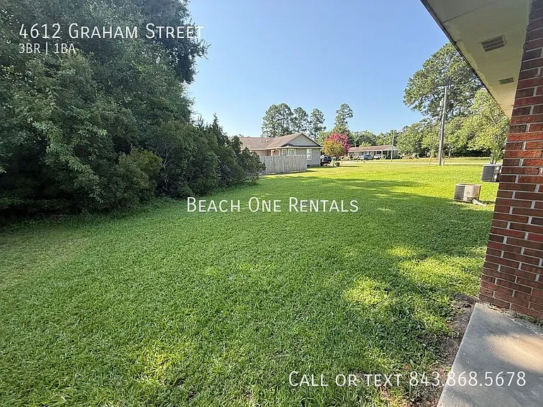 4612 Graham St — Photo 9
