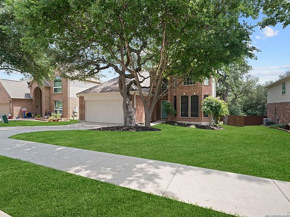 2nd image of 2528 Cove Brook