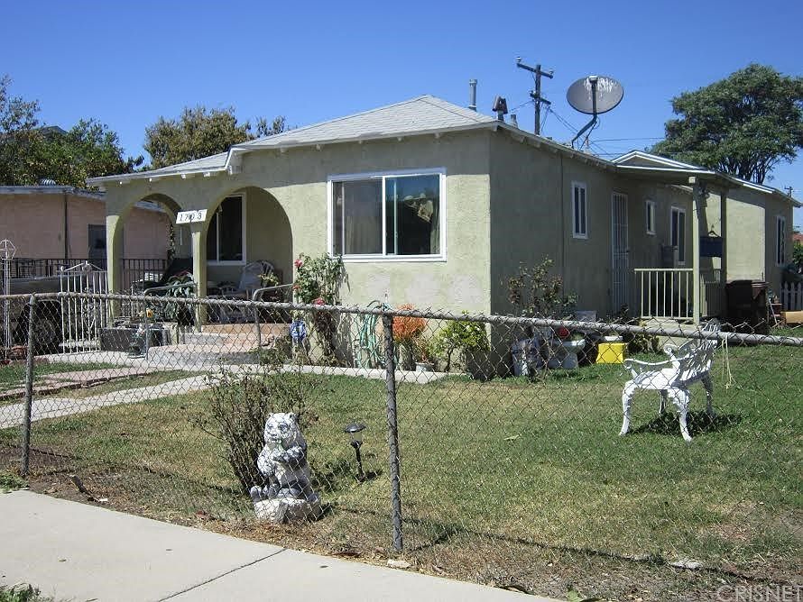 2nd image of 1703 W 153rd St