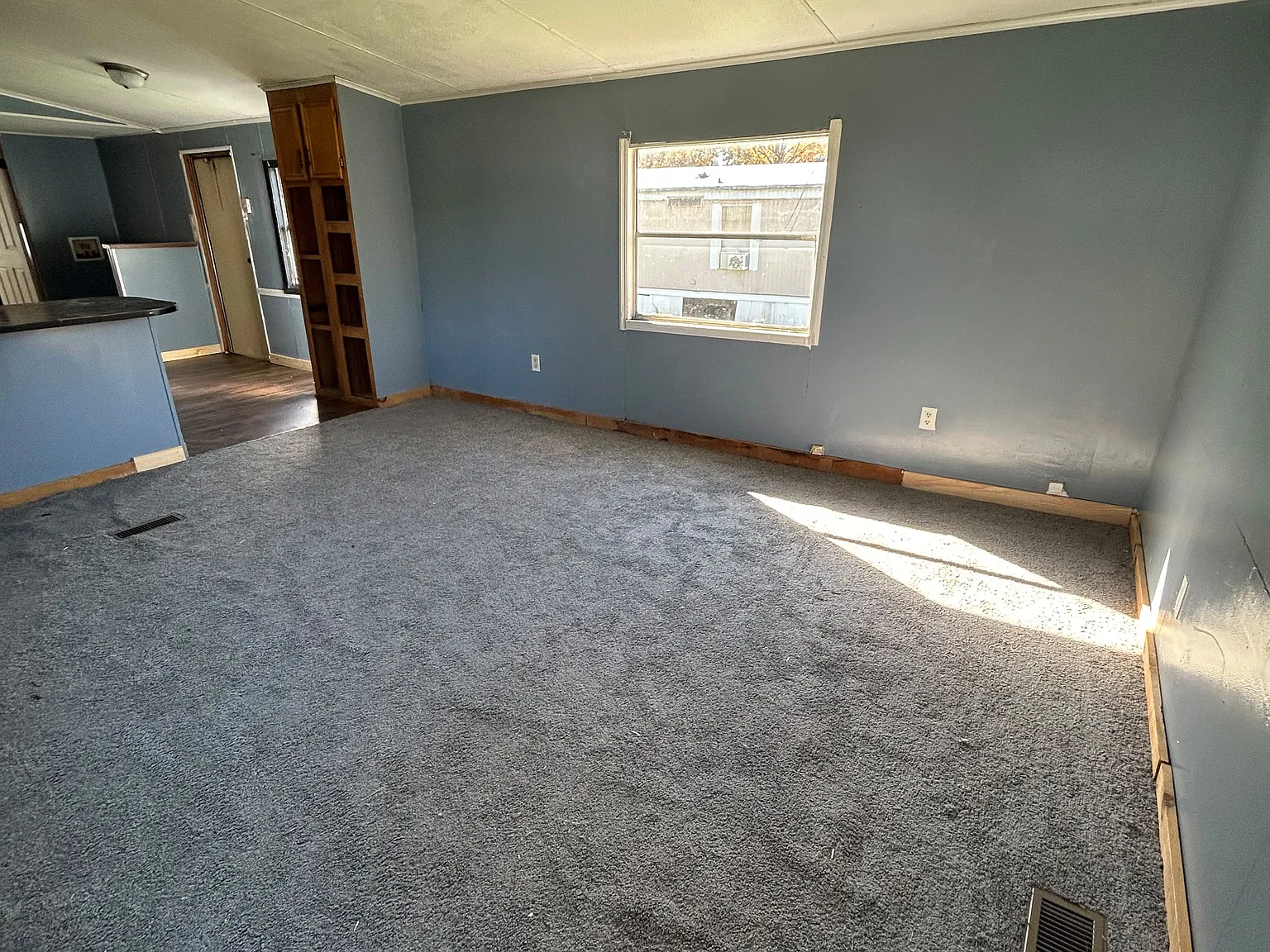 3 bed, $1,395 — Photo 2