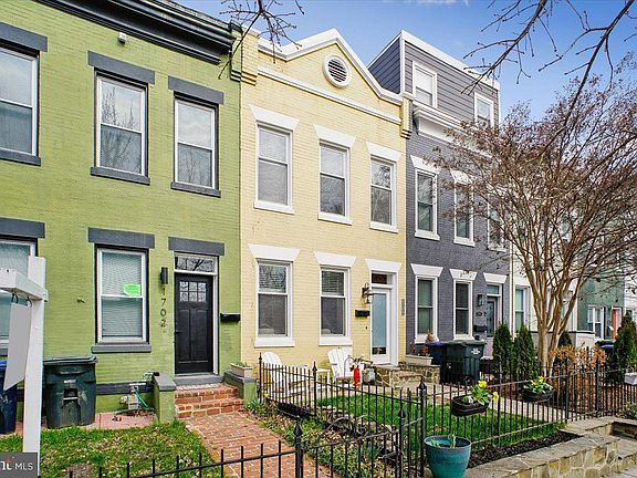 3rd image of 1704 A St SE