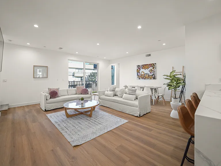 13694 Erwin St #2 — Photo 5