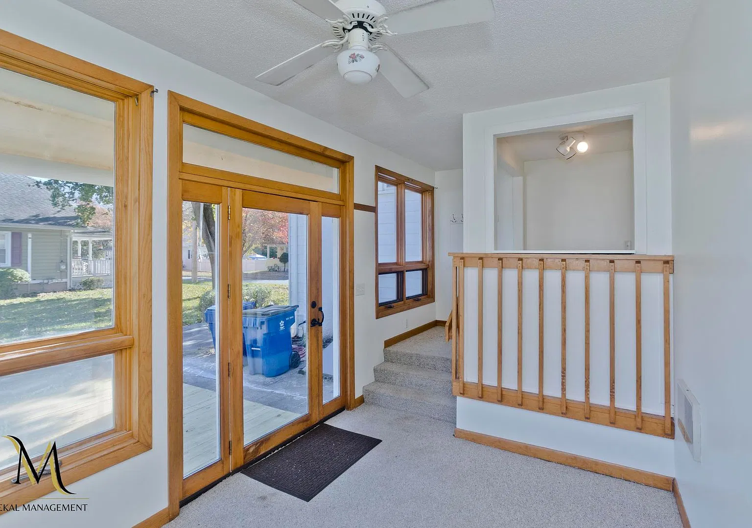 Single Family Home in West Springfield! — Photo 3