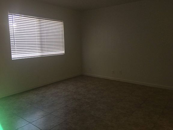 3rd image of 4544 N Sharon Ave #664