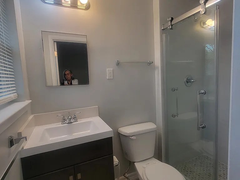 Master bath off bedroom